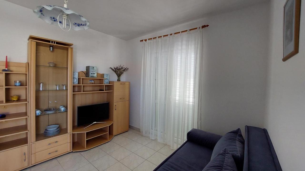 Apartments Gardijan Vodice Exteriör bild