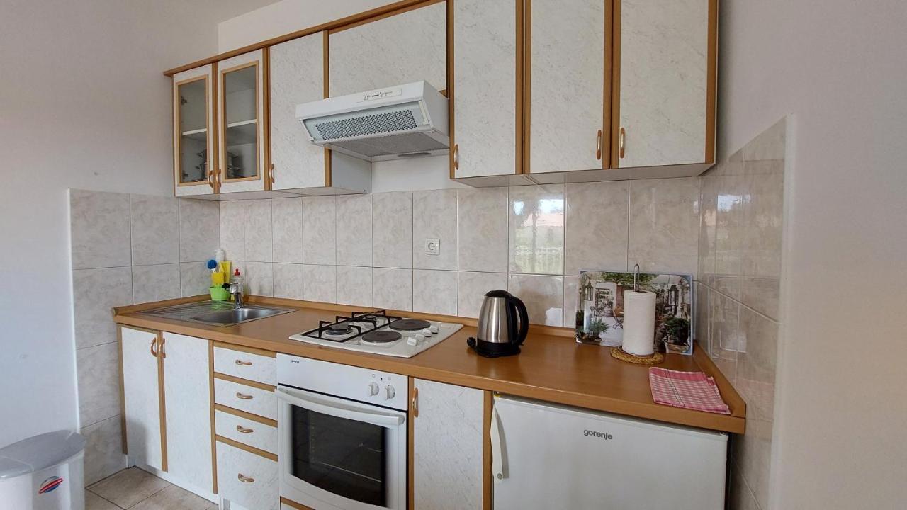 Apartments Gardijan Vodice Exteriör bild