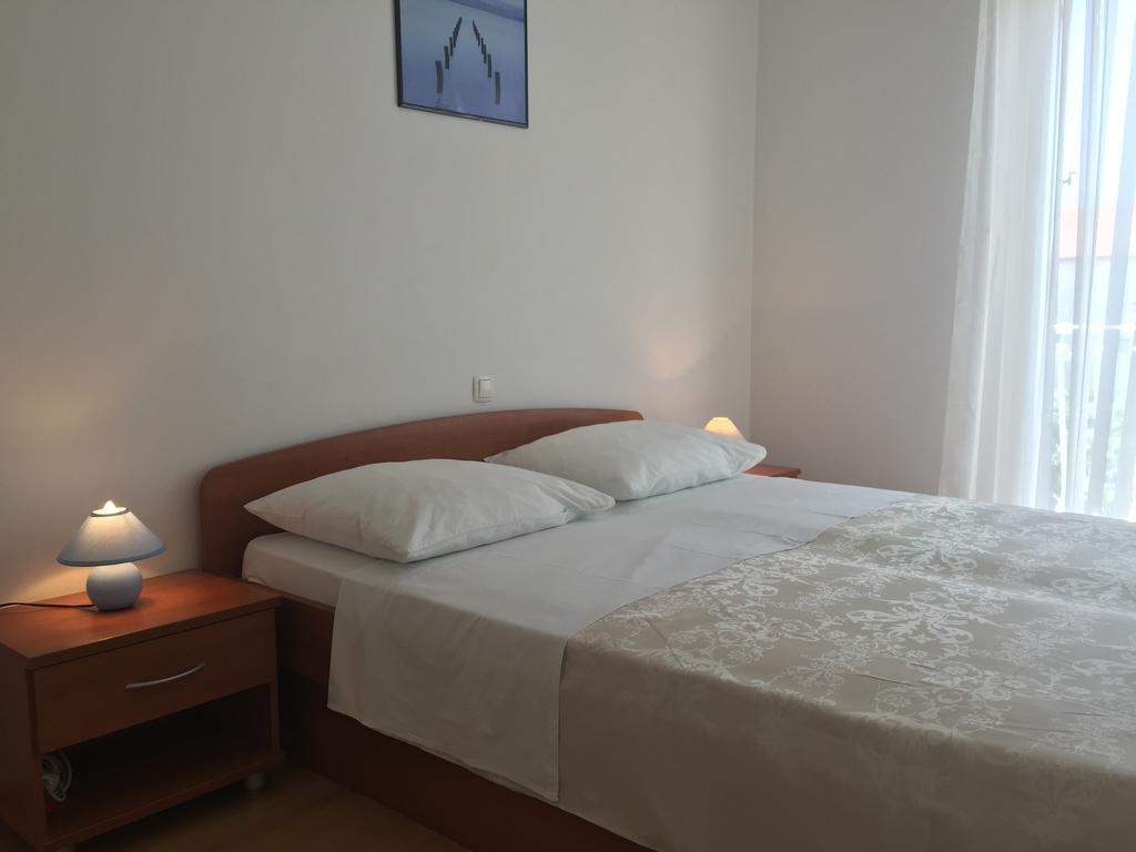 Apartments Gardijan Vodice Exteriör bild